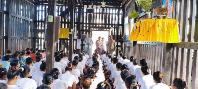 မြန်မာနိုင်ငံလူ့အခွင့်အရေး ကော်မရှင်က သွားရောက်ခဲ့တဲ့ အကျဥ်းထောင်တစ်ခုရဲ့ အမျိုးသမီးဆောင်မြင်ကွင်း (ပုံဟောင်း)