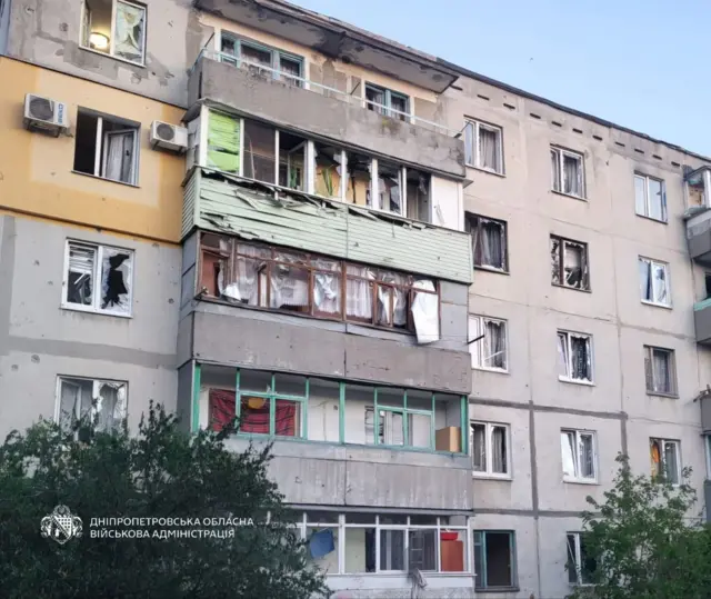 Ганжа опубликовал утром фото пострадавшей при атаке пятиэтажки