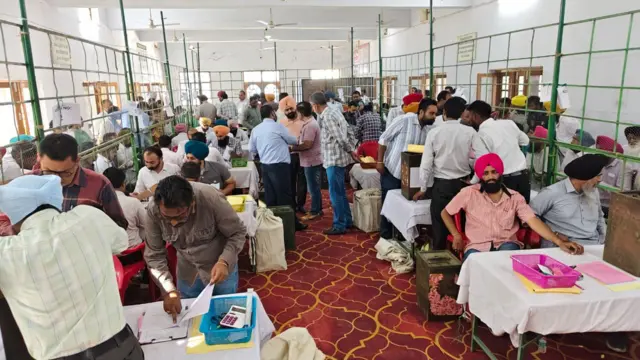ਮੋਗਾ ਦੇ ਕਾਊਂਟਿੰਗ ਸੈਂਟਰ 'ਤੇ ਕੁਝ ਅਜਿਹਾ ਹੈ ਮਾਹੌਲ