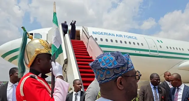 Tinubu ya tafi Faransa