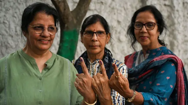 महिला वोटर्स