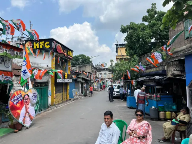 ভোট গণনার দিন কালীঘাটের ছবি।