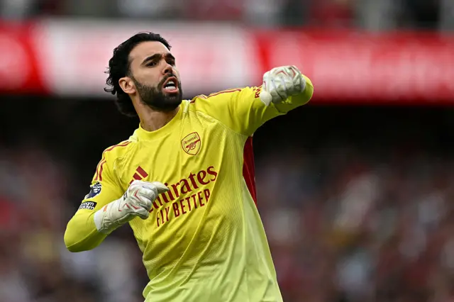 Deevid Raayaa badhaasa Golden Glove 2025-26 mo'ate