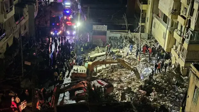 آثار الدمار بعد الغارة على الضاحية الجنوبية لبيروت