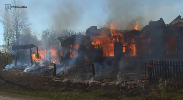 Загоревшийся лом в Сумской области