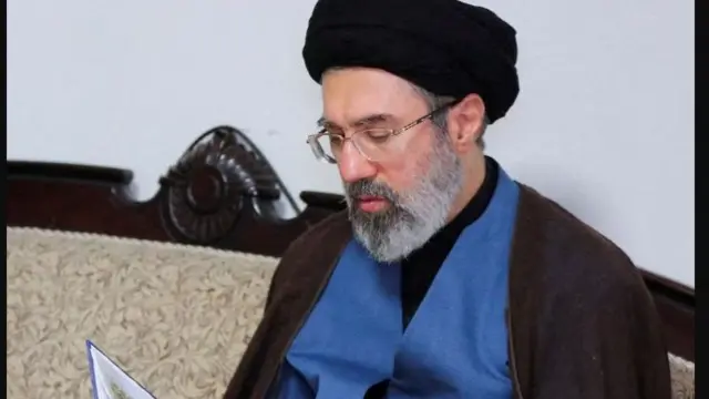 المرشد الأعلى الإيراني الجديد مجتبى خامنئي.