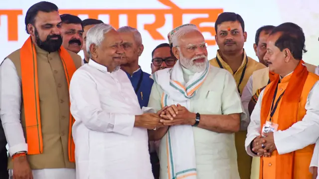 प्रधानमंत्री नरेंद्र मोदी और नीतीश कुमार