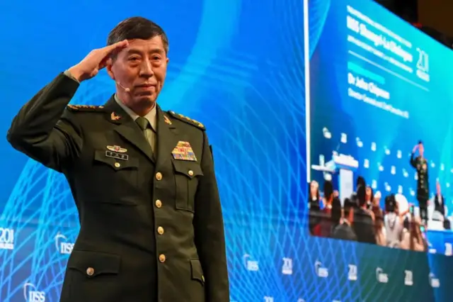 ၂၀၂၃ မတ်က အောက်တိုဘာထိ ကာကွယ်ရေး ဝန်ကြီး ဖြစ်ခဲ့တဲ့ လီရှန်ဖူး