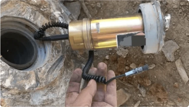 قطعه داخل یک بمب عمل‌نکرده