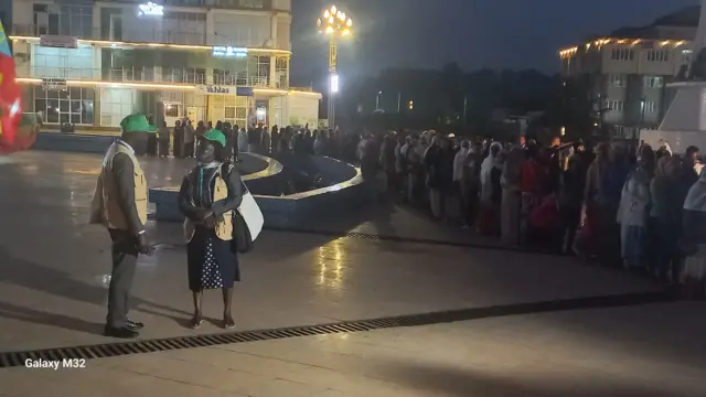 የኢጋድ ምርጫ ታዛቢዎች ቡድን በጅማ ተገኝተው የድምጽ አሰጣጥ አጀማመሩን ሲከታተሉ