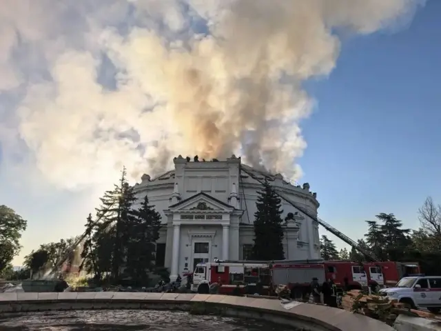 пожар в здании "Обороны Севастополя"