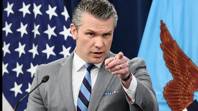 Wasiirka difaaca Maraykanka Pete Hegseth