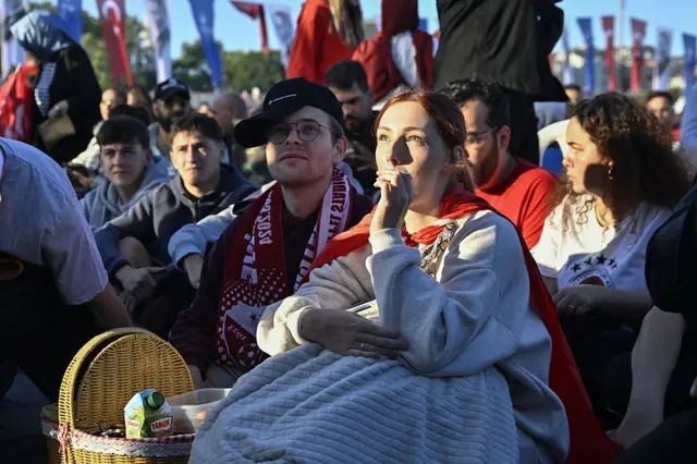 Üsküdar'daki taraftarlar maçın ardından büyük bir üzüntü yaşadı