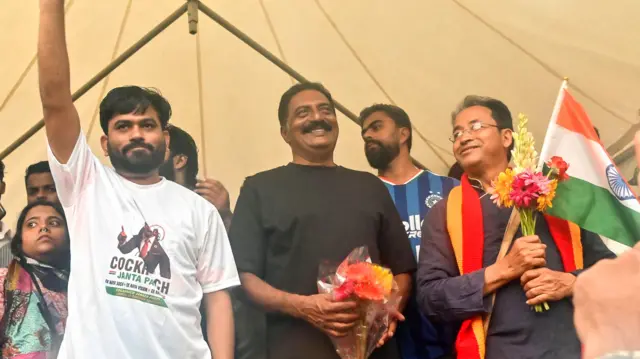 प्रकाश राज, अभिजीत दीपके, सोनम वांगचुक