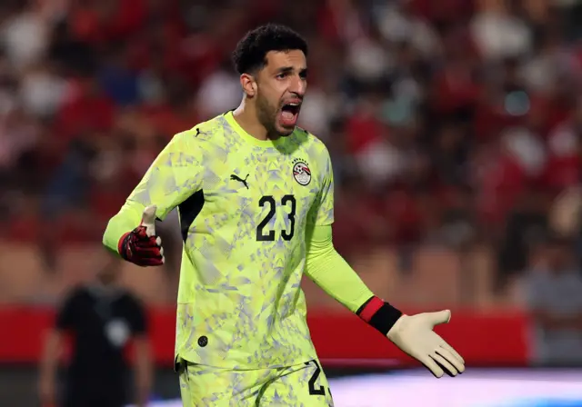 حارس مرمى منتخب مصر مصطفى شوبير