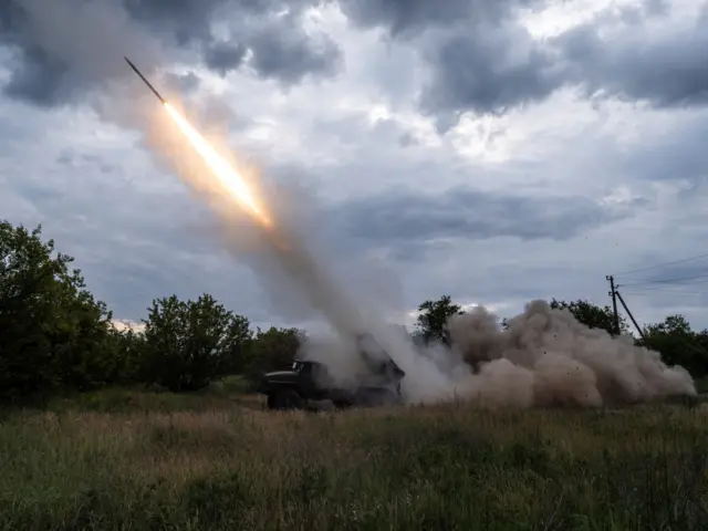Украинские войска ведут огонь в районе Константиновки