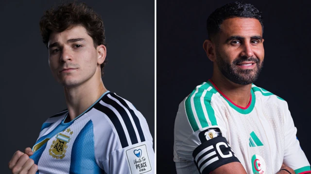 Julián Álvarez y Riyad Mahrez posando
