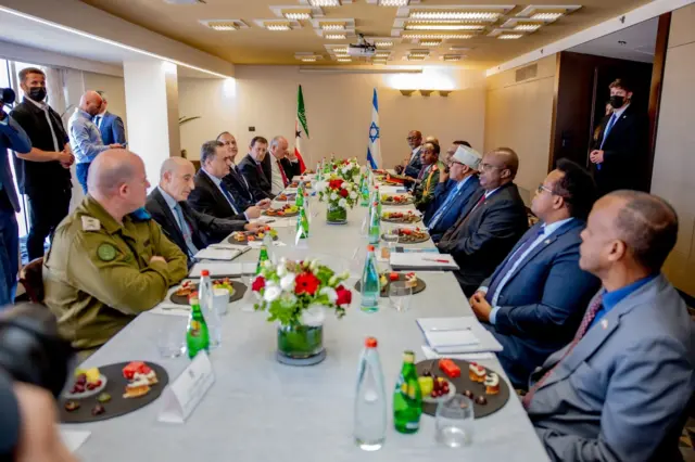 Wafdiga Madaxweynaha Somaliland oo kulamo la leh wasiiro ka tirsan