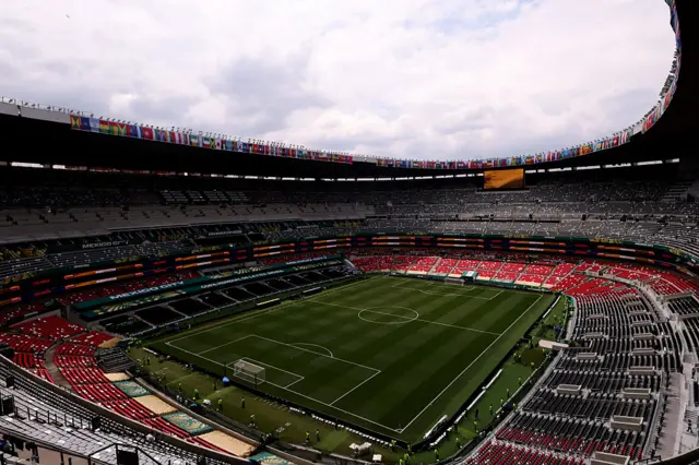 Una vista del Estadio Azteca