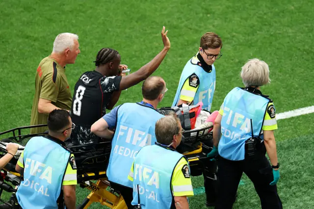إصابة قوية للاعب منتخب كندا إسماعيل كونيه