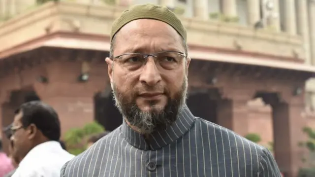 असदुद्दीन ओवैसी