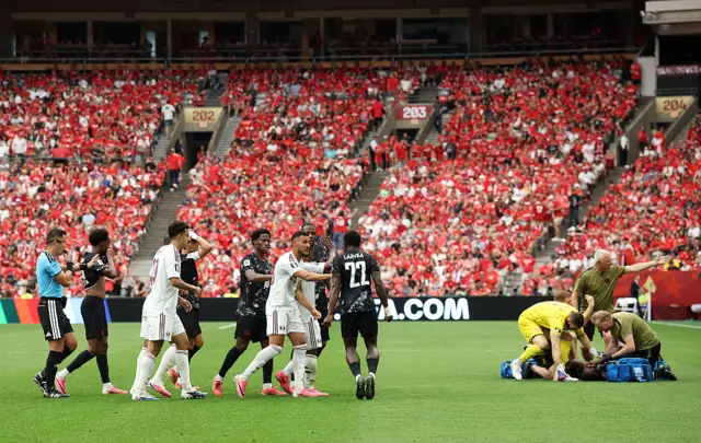إصابة قوية للاعب منتخب كندا إسماعيل كونيه