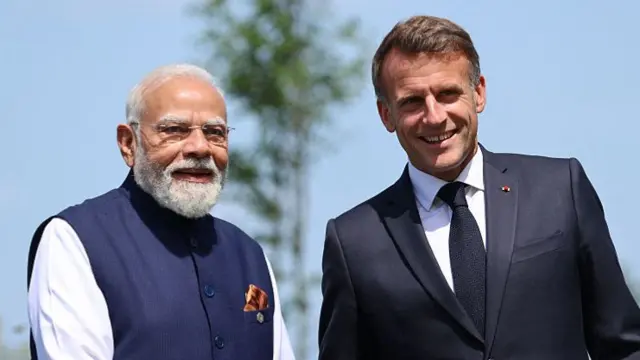 नरेंद्र मोदी और इमैनुएल मैक्रों