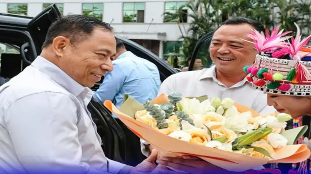 ဇွန် ၁၇ ရက်၊ မိုင်းလားမြို့ကို ရောက်ရှိတဲ့ ဒုတိယဗိုလ်ချုပ်ကြီးရာပြည့်
