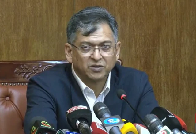 স্বরাষ্ট্রমন্ত্রী সালাহউদ্দিন আহমদ
