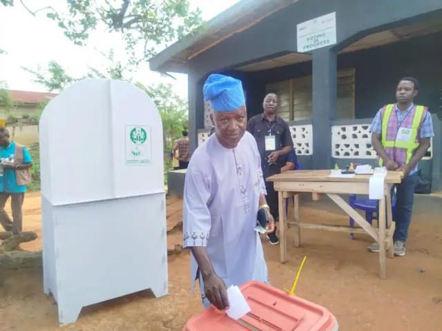 ADC candidate casting his vote