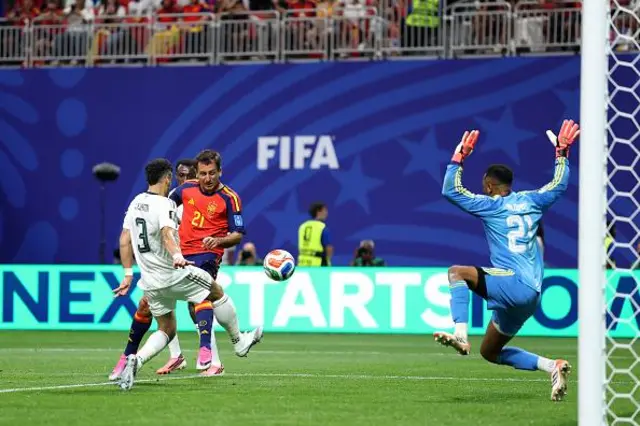 Mikel Oyarzabal na Spain ya zura kwallo ta biyu a ragar kungiyarsa