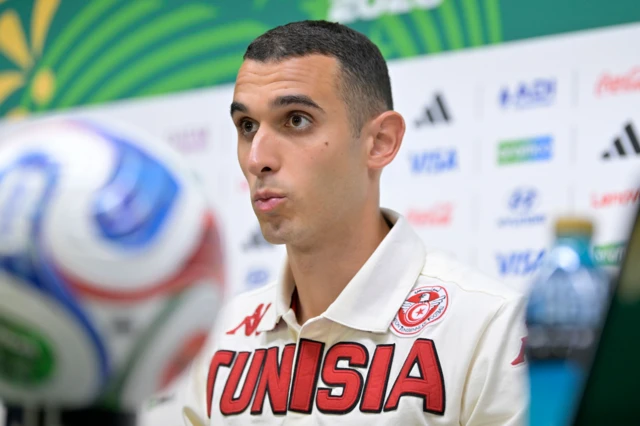 إلياس السخيري قائد المنتخب التونسي