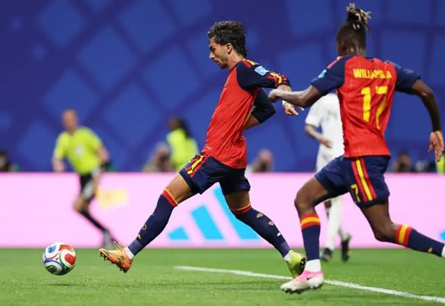 Ferran Torres na Spain ya zura kwallo ta biyar a ragar kungiyarsa