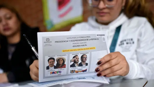 imagen de una boleta de votación de la elección presidencial en Colombia