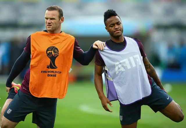 Raheem Sterling da Wayne Rooney sun yi zafi tare kafin gasar cin kofin duniya ta 2014