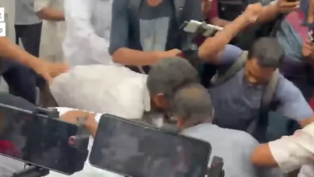 জামায়াতে ইসলামীর নেতা-কর্মীর সাথে সাংবাদিকদের বাকবিতণ্ডা ও মারধরের অভিযোগ উঠেছে
