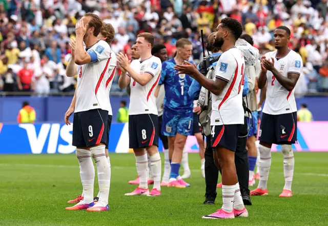 Les Three Lions ont longtemps poussé sans trouver la faille face à un Ghana compact et discipliné.