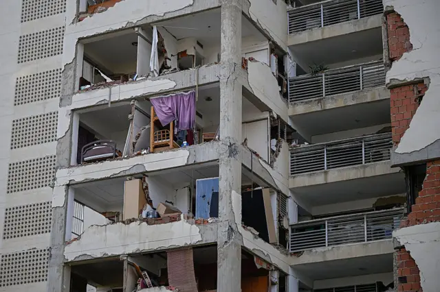 Un edificio sin pareces.