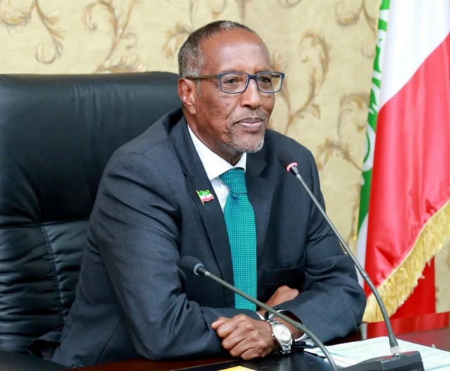 Madaxweyne hore Muuse Biixi