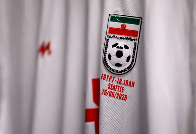 قميص المنتخب الإيراني
