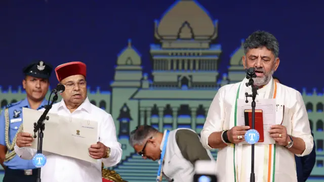 थावरचंत गहलोत और डीके शिवकुमार