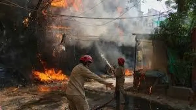 আগুন নেভানো হচ্ছে