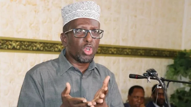 "sharciga haddii la raacayo berri ayuu qofkaaan waxaan qabanayaa waxba ugama qaban kartid",