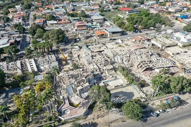 Imagen aérea de la destrucción en La Guaira