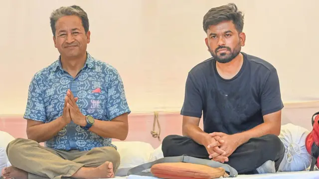 सोनम वांगचुक और अभिजीत दीपके