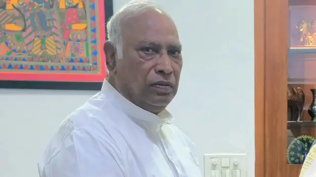कांग्रेस अध्यक्ष मल्लिकार्जुन खड़गे