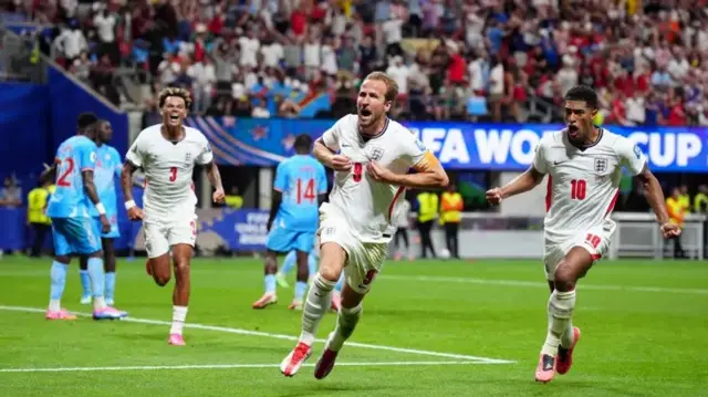 England oo u dabaal degaysa goolka barbardhaca