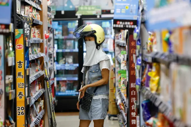 台北民眾搶購物資
