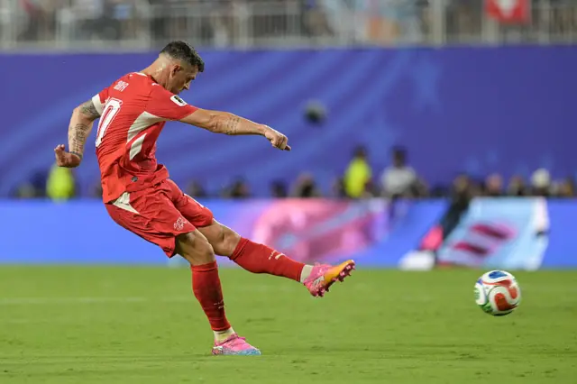 Xhaka remata