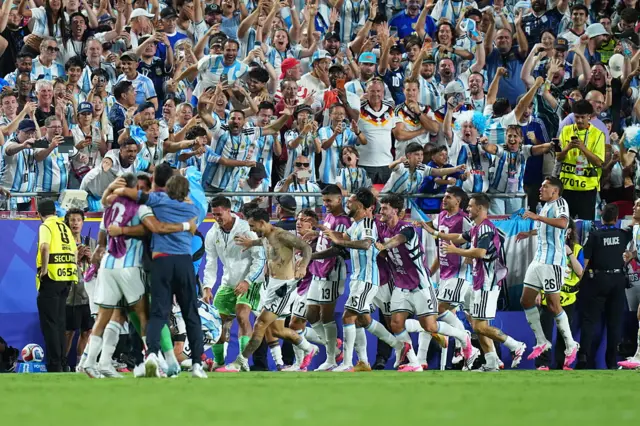 Argentinos celebran